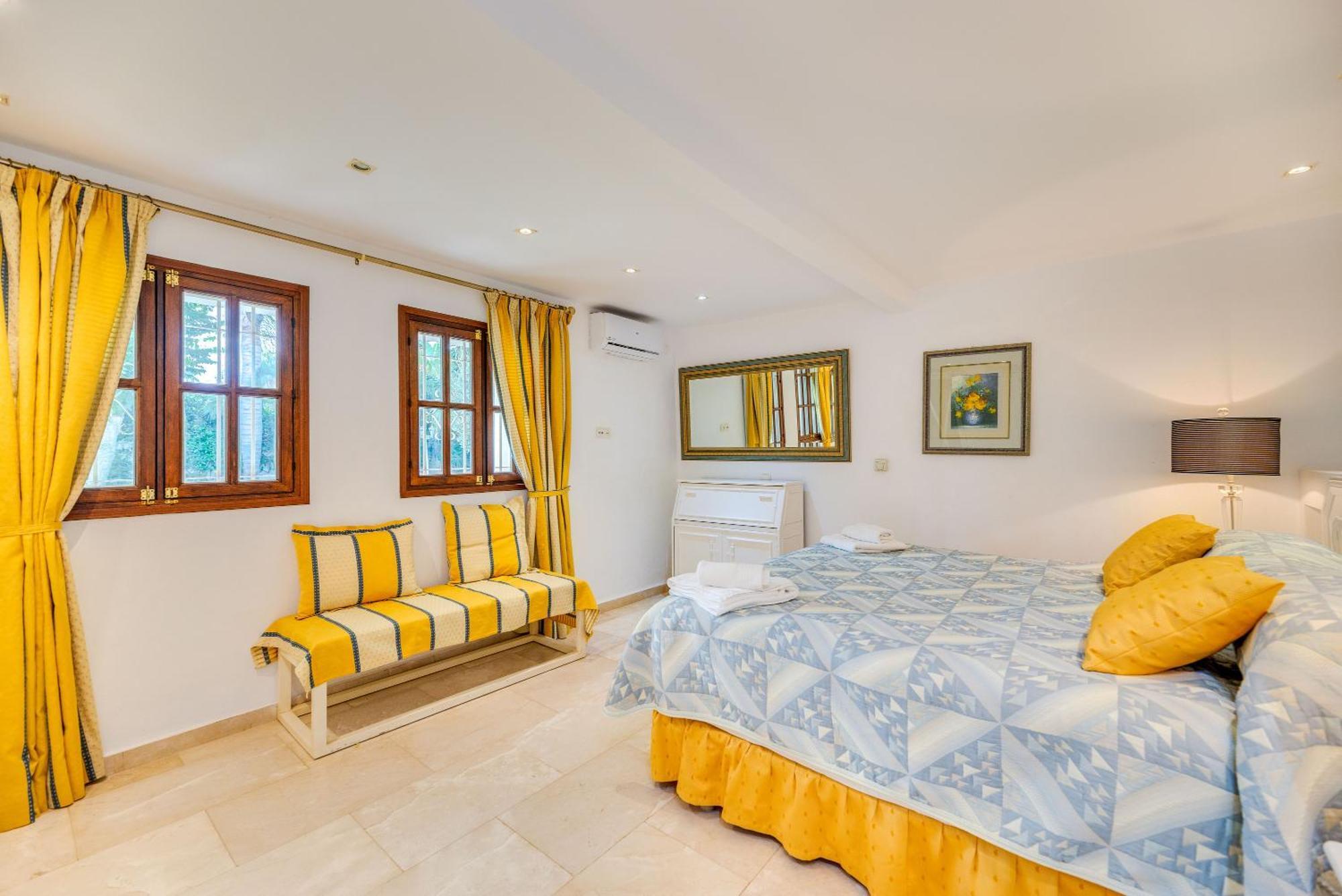 Lovely Palmeras Villa Marbella